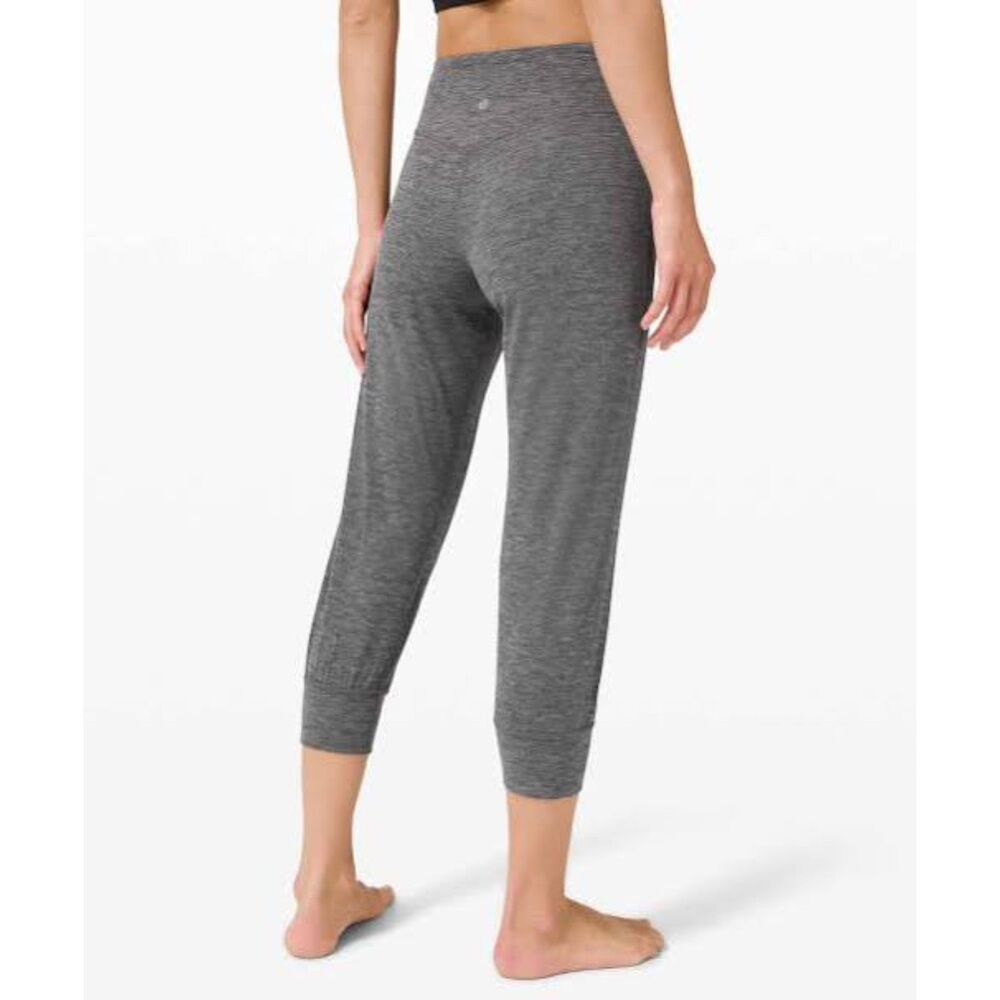 Lululemon Align Jogger Crop Core Dark Gray Heathered Lounge Pants Women's Size 6